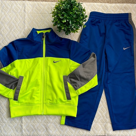 Nike Other - Nike toddler boys 2T drifit pants and jacket set